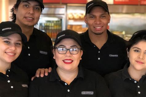 Chipotle Crew Member, 11/2014 - 05/2015 Chipotle Mexican Grill – City, STATE, . Maintained high standards of customer service during high-volume, fast-paced operations. Maintained clean and safe environment, including in the kitchen, bathrooms, building exterior, parking lot, dumpster and sidewalk.